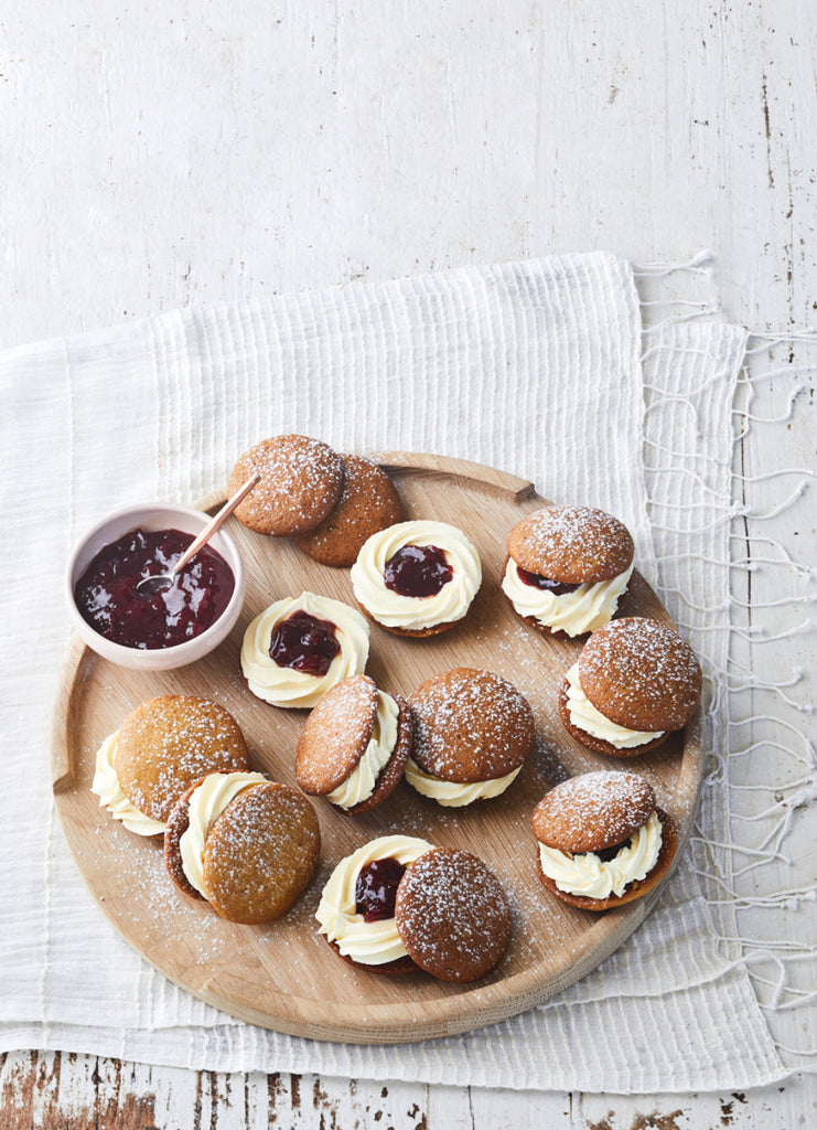 Ginger Kisses with Jam and Mascarpone