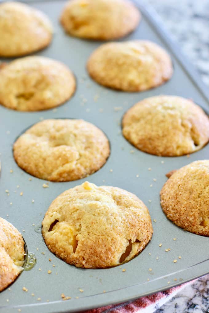 Peach Cobbler Muffins